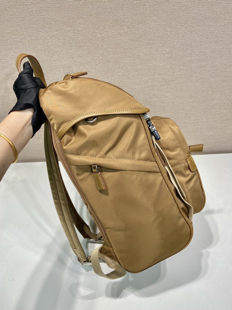Pra*a backpacks